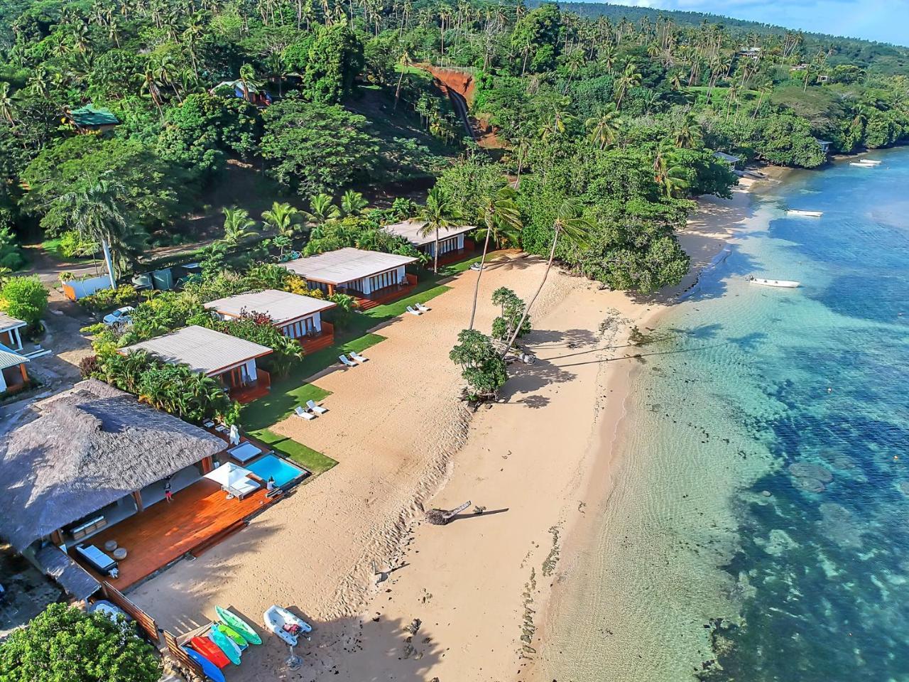 Tides Reach Resort Matei Exterior photo